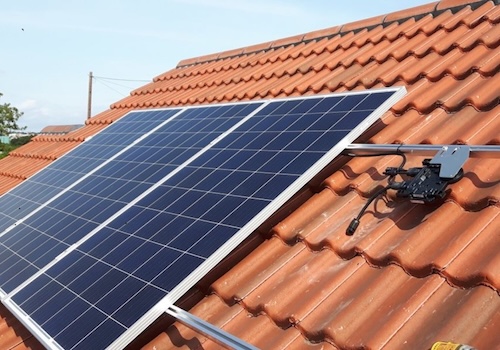 Monitor individual Enphase microinverters to get the best out of your solar system.